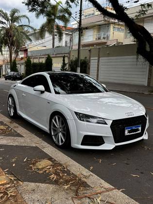 AUDI TT 2.0 TFSI COUPÉ ATTRACTION 2P GASOLINA S-TRONIC AUDI TT 2.0 TFSI COUPÉ ATTRACTION 2P GASOLINA S-TRONIC
